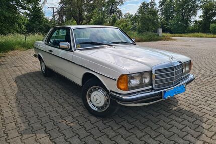 Mercedes-Benz 230 Gebrauchtwagen