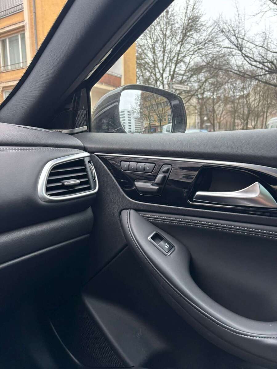 Q30