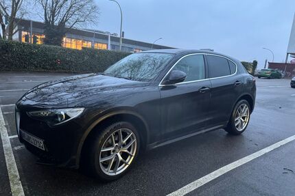 Alfa Romeo Stelvio Gebrauchtwagen