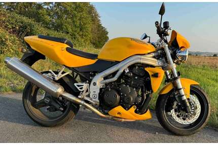 Triumph Speed Triple 955i Gebrauchtwagen