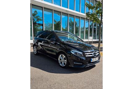Mercedes-Benz B 180 Gebrauchtwagen