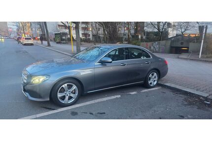 Mercedes-Benz E 220 Gebrauchtwagen