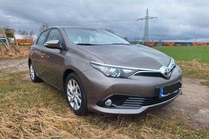 Toyota Auris Gebrauchtwagen