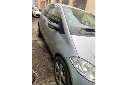 Mercedes-Benz A 180 Gebrauchtwagen