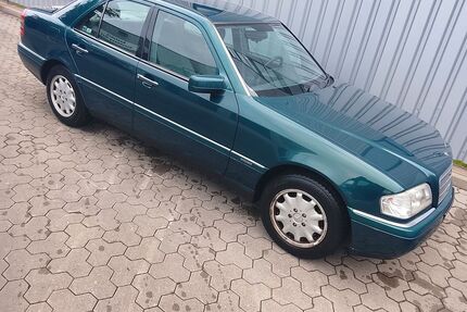 Mercedes-Benz C 180 Gebrauchtwagen
