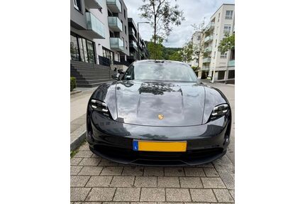 Porsche Taycan Gebrauchtwagen