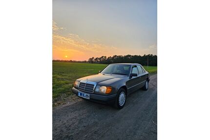 Mercedes-Benz 230 Gebrauchtwagen