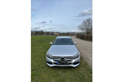 Mercedes-Benz 220 Gebrauchtwagen
