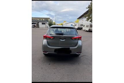 Toyota Auris Gebrauchtwagen