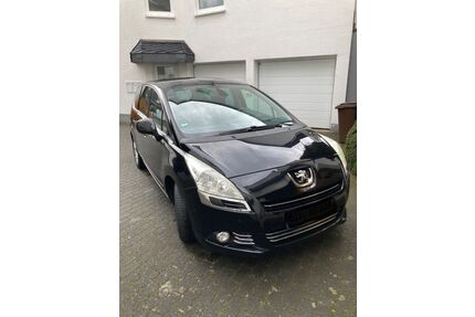 Peugeot e-5008 Gebrauchtwagen