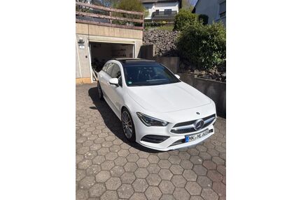 Mercedes-Benz CLA 220 Shooting Brake Gebrauchtwagen