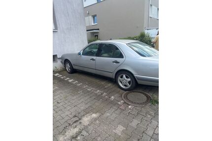 Mercedes-Benz E 280 Gebrauchtwagen