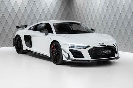 Isuzu R8 
