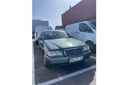 Mercedes-Benz C 180 Gebrauchtwagen