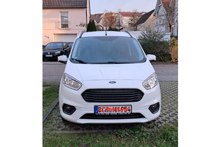 Ford Tourneo Courier Gebrauchtwagen