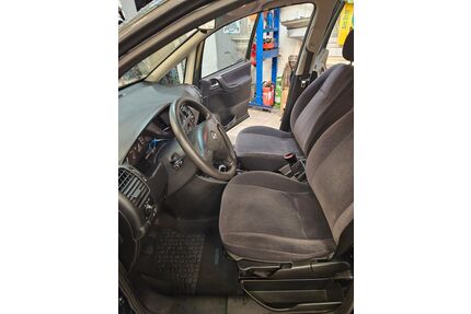 Opel Zafira Gebrauchtwagen