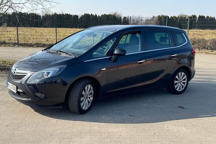 Opel Zafira Tourer Gebrauchtwagen