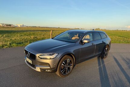Volvo V90 Cross Country Gebrauchtwagen