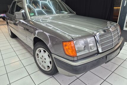Mercedes-Benz 220 Gebrauchtwagen