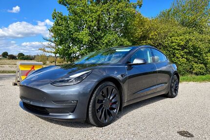 Tesla Model 3 Gebrauchtwagen