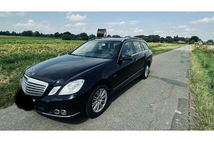Mercedes-Benz E 220 Gebrauchtwagen