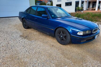 BMW 735 Gebrauchtwagen