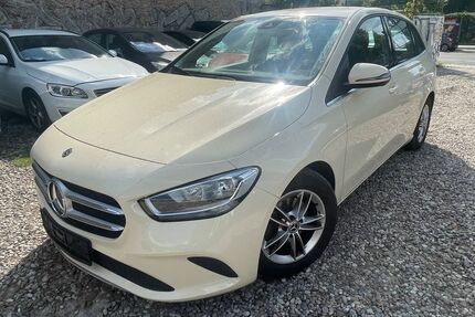 Mercedes-Benz B 180 Gebrauchtwagen
