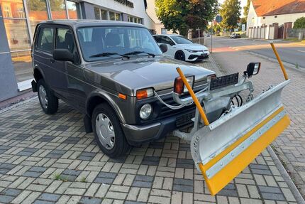 Lada Taiga Gebrauchtwagen