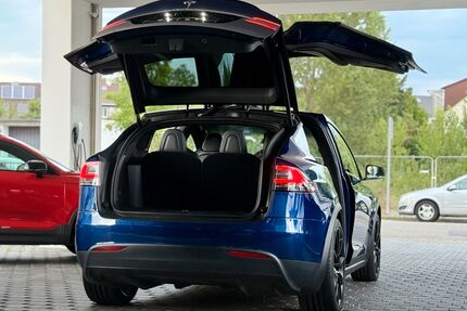 Tesla Model X Gebrauchtwagen