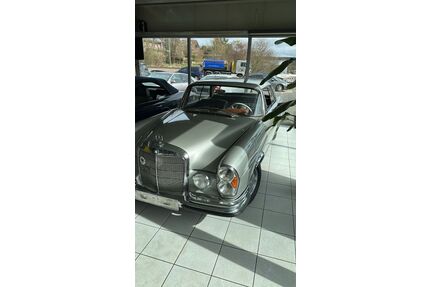 Mercedes-Benz 250 Gebrauchtwagen