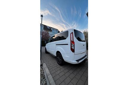 Ford Tourneo Custom Gebrauchtwagen