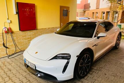 Porsche Taycan Gebrauchtwagen