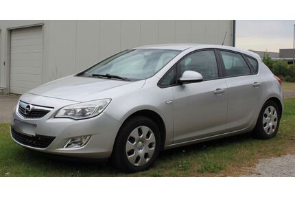 Opel Astra Gebrauchtwagen