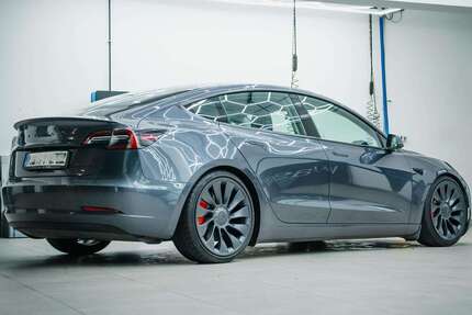 Tesla Model 3 Gebrauchtwagen