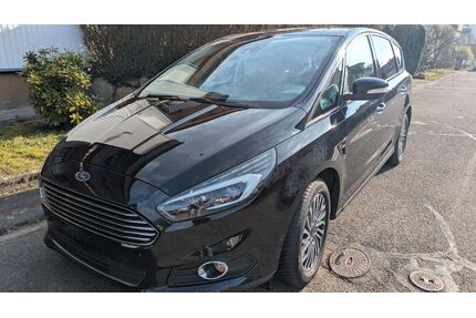 Ford S-Max Gebrauchtwagen