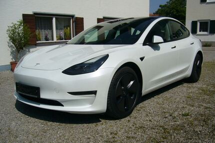 Tesla Model 3 Gebrauchtwagen