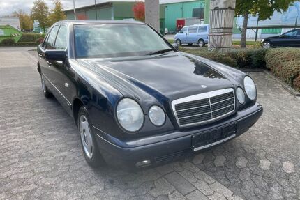 Mercedes-Benz E 220 Gebrauchtwagen