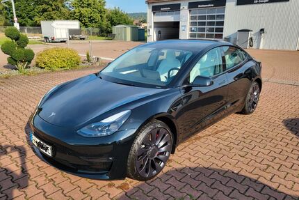 Tesla Model 3 Gebrauchtwagen