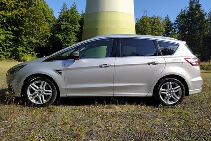 Ford S-Max Gebrauchtwagen