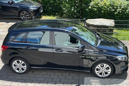 Mercedes-Benz B 180 Gebrauchtwagen