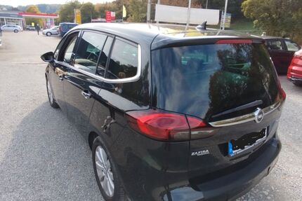 Opel Zafira Tourer Gebrauchtwagen