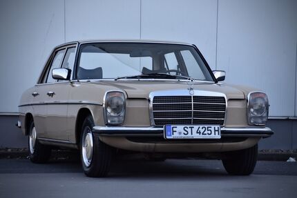 Mercedes-Benz 240 Gebrauchtwagen