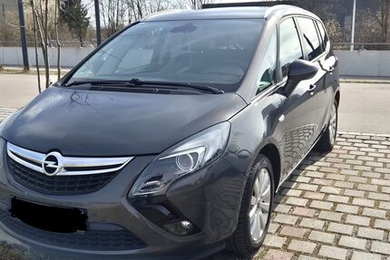 Opel Zafira Tourer Gebrauchtwagen