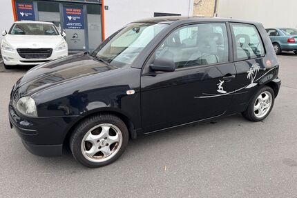Lada Arosa 