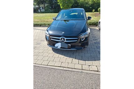 Mercedes-Benz B 180 Gebrauchtwagen