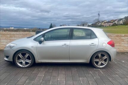 Toyota Auris Gebrauchtwagen