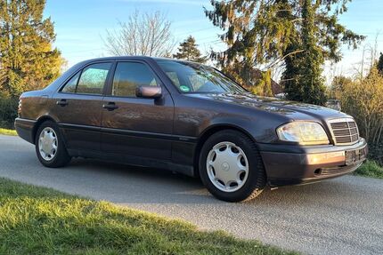 Mercedes-Benz C 180 Gebrauchtwagen