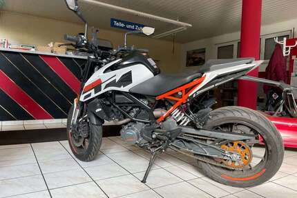 KTM 125 Duke Gebrauchtwagen