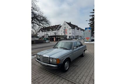 Mercedes-Benz 230 Gebrauchtwagen