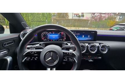 Mercedes-Benz CLA 250 Shooting Brake Gebrauchtwagen